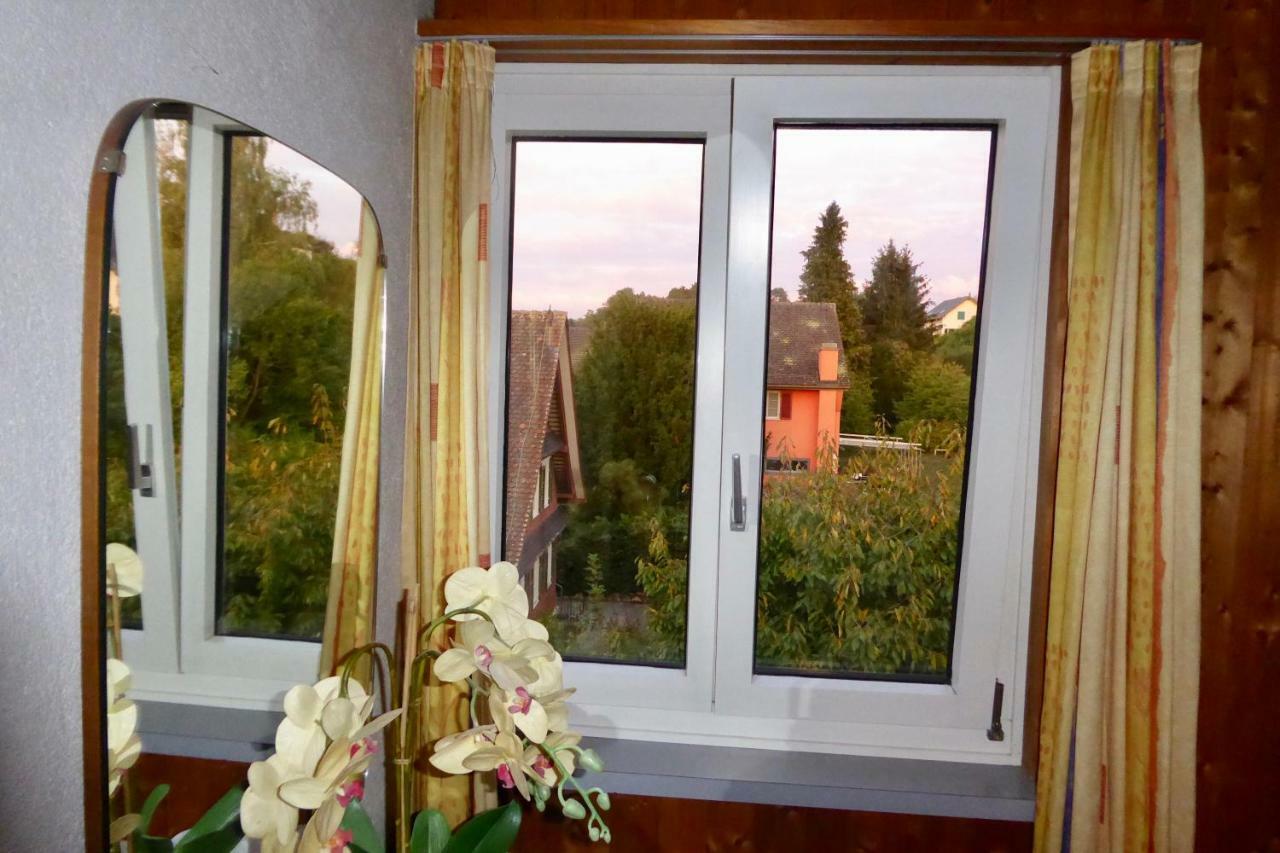 Guntli'S Family Guesthouse Andelfingen Esterno foto